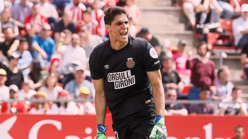 Thủ môn Yassine Bounou đã không có nhiều cơ hội trong đầu sự nghiệp Thủ môn Yassine Bounou thời đầu sự nghiệp